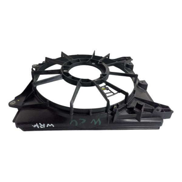 Defletor Radiador Honda Wrv 2015 A 2021 Detalhe