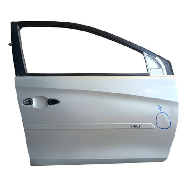 Porta Dianteira Direita Yaris 2019 2020 2021/ (detalhe)