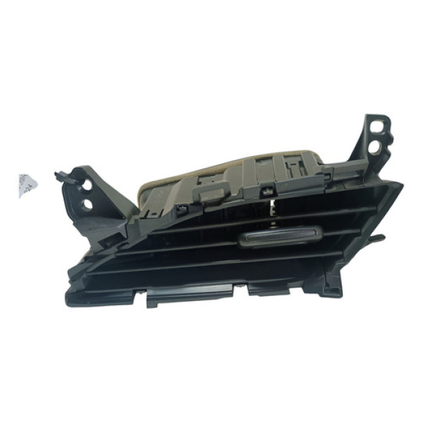 Difusor Ar Lateral Direito Yaris Sedan 2020/