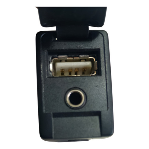Entrada Usb Auxiliar Corolla 2015 A 2019