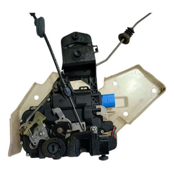 Fechadura Porta Traseira Esquerda Golf Polo Bora 98 A 2013