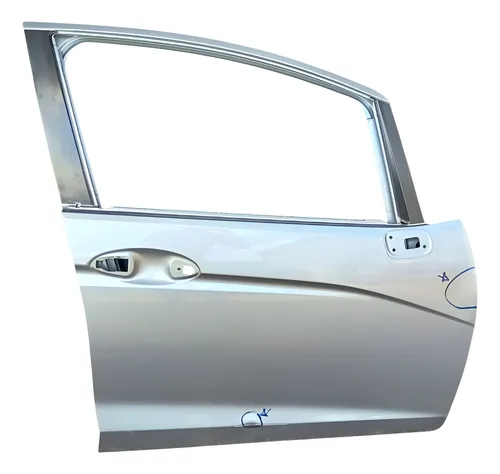 Porta Dianteira Direita Fit 2015 2016 A 2021 (detalhe) Dianteira Direita